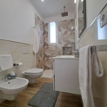 Perla Del Salento Con Piscina Vila Lido Marini