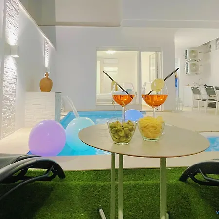 Perla Del Salento Con Piscina 빌라 *